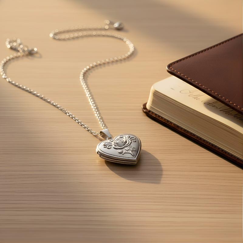 Heart Locket Necklace Photo - Gothic Vintage Heart Necklace Women Carved