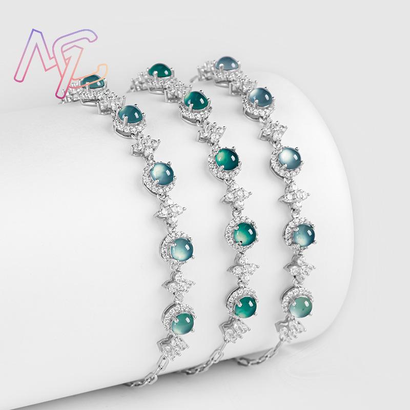 Blue Myanmar Jadeite Bracelet  - Bracelets 评论和价格