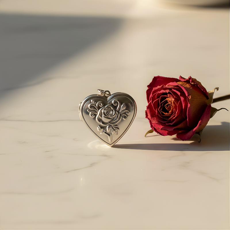 Gothic Vintage Heart Necklace  - Heart Locket Necklace Photo 评论和价格